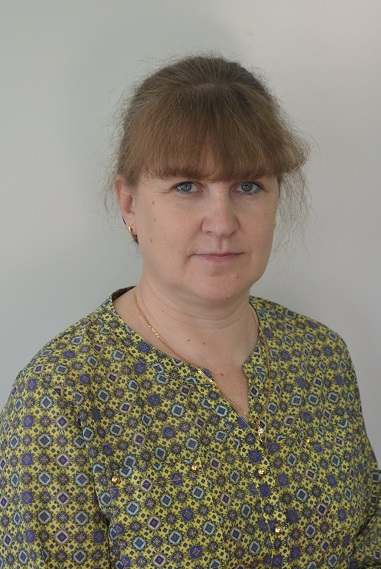 Холопова Елена Васильевна.